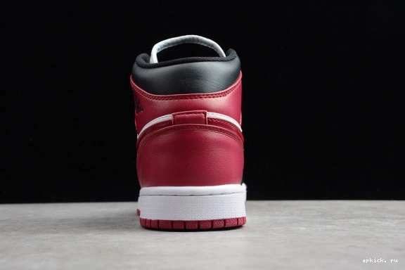 Rep EP  Beetroot Dark  1 SE Jordan CZ4385-016 (W) Black CZ4385-016 Mid 0101